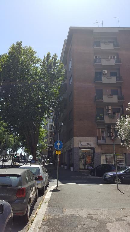 Luxury Nomentano Hotel Roma Exterior foto
