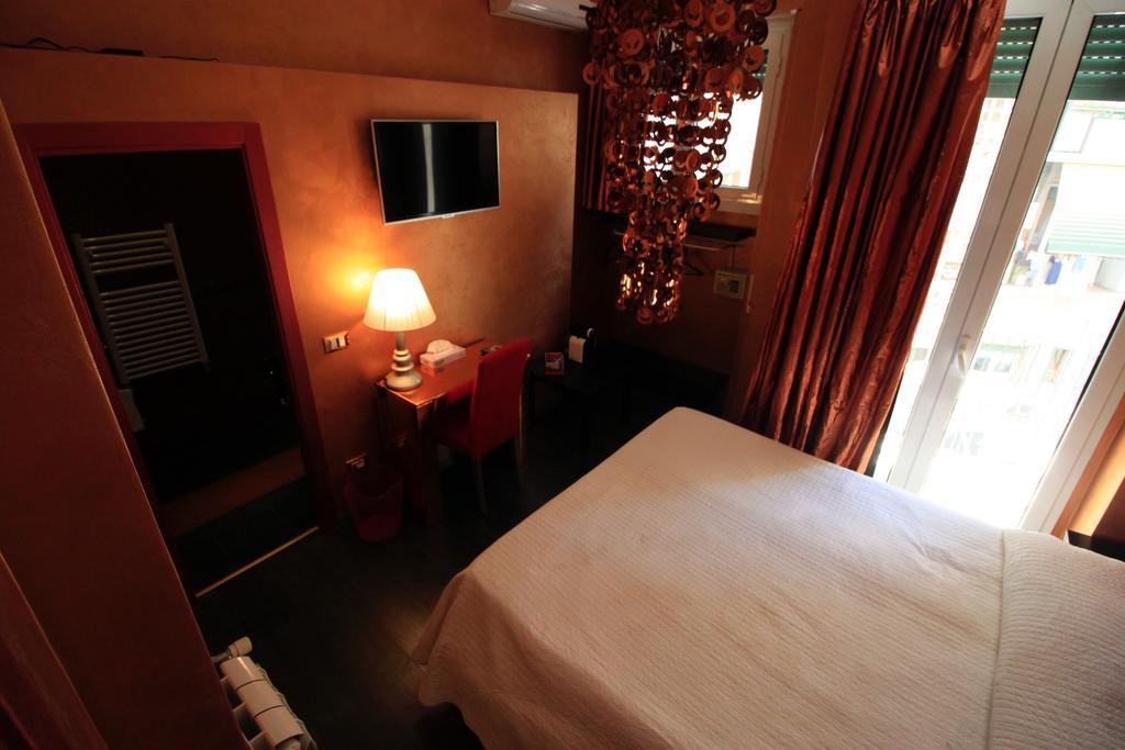 Luxury Nomentano Hotel Roma Exterior foto